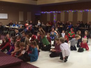 2016-Kids-Christmas-Party-2